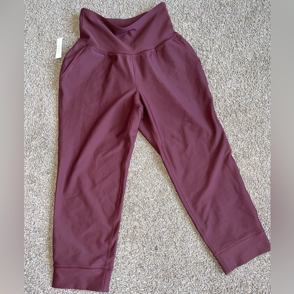 Old navy petite/cropped joggers
